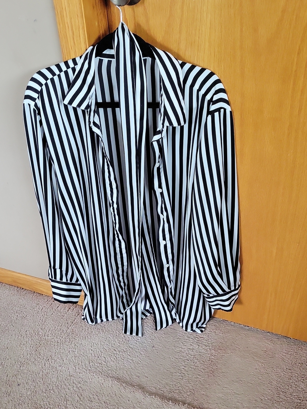 Who What Wear Black and White Striped Button-Down Shirt